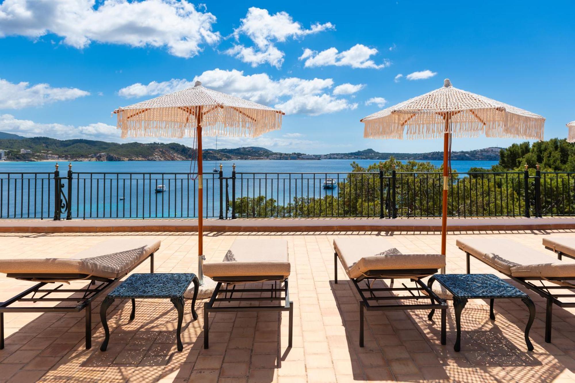 Hotel Cala Fornells 4*