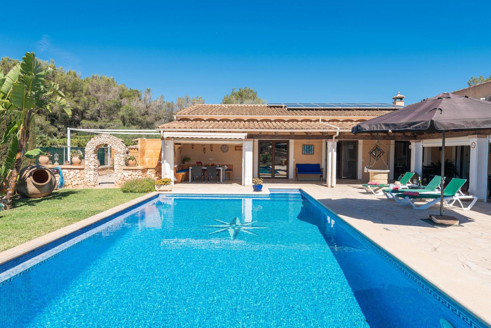 Villa Tranquilidad Cerca Del Mar En Portocolom En Casa Toni
