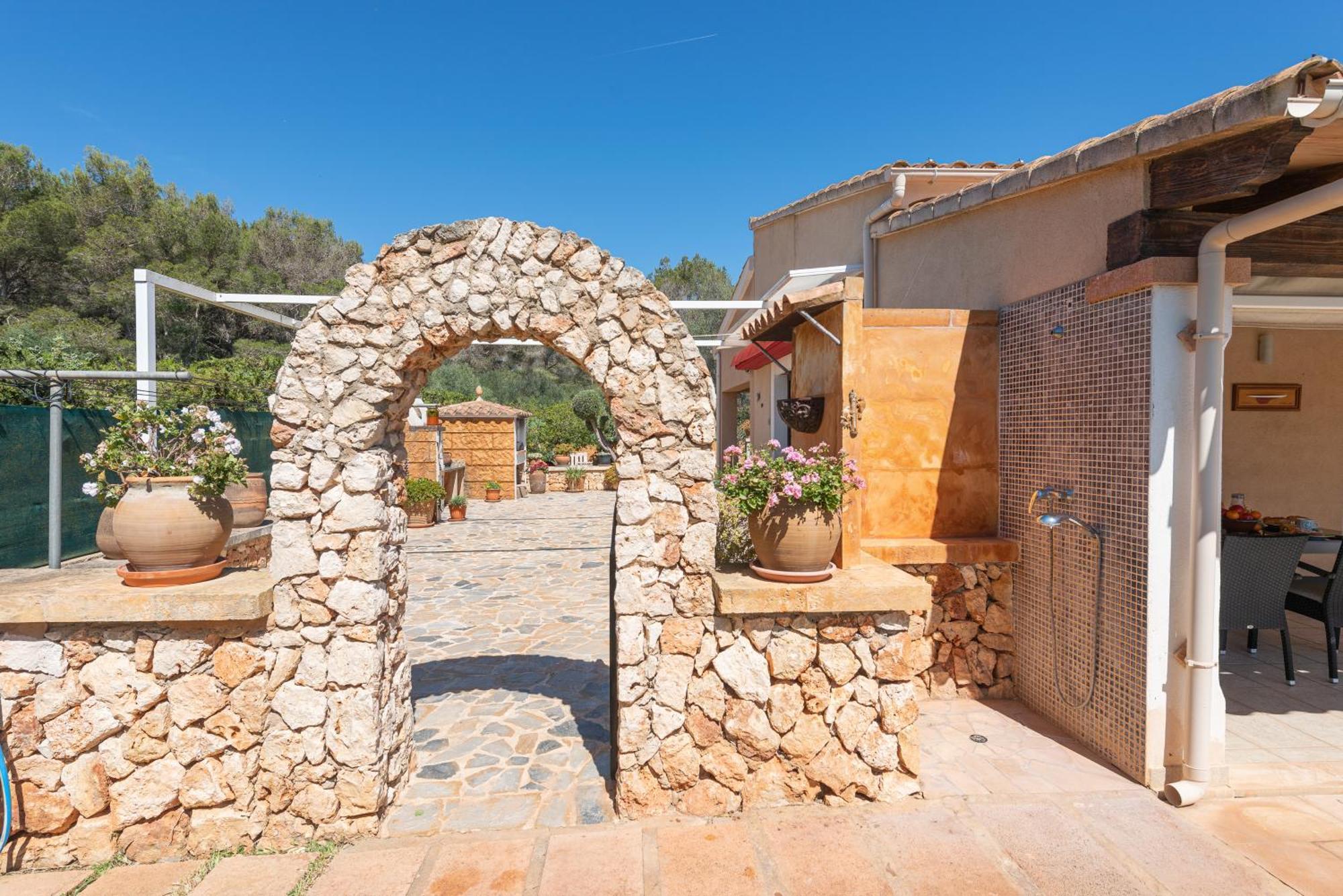 Villa Tranquilidad Cerca Del Mar En Portocolom En Casa Toni *