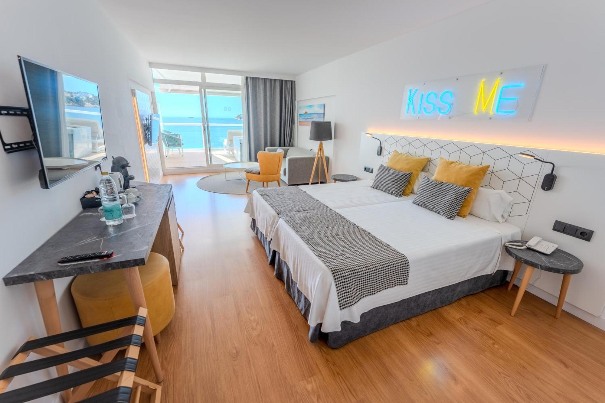 Flamboyan Caribe & Hotel 4*