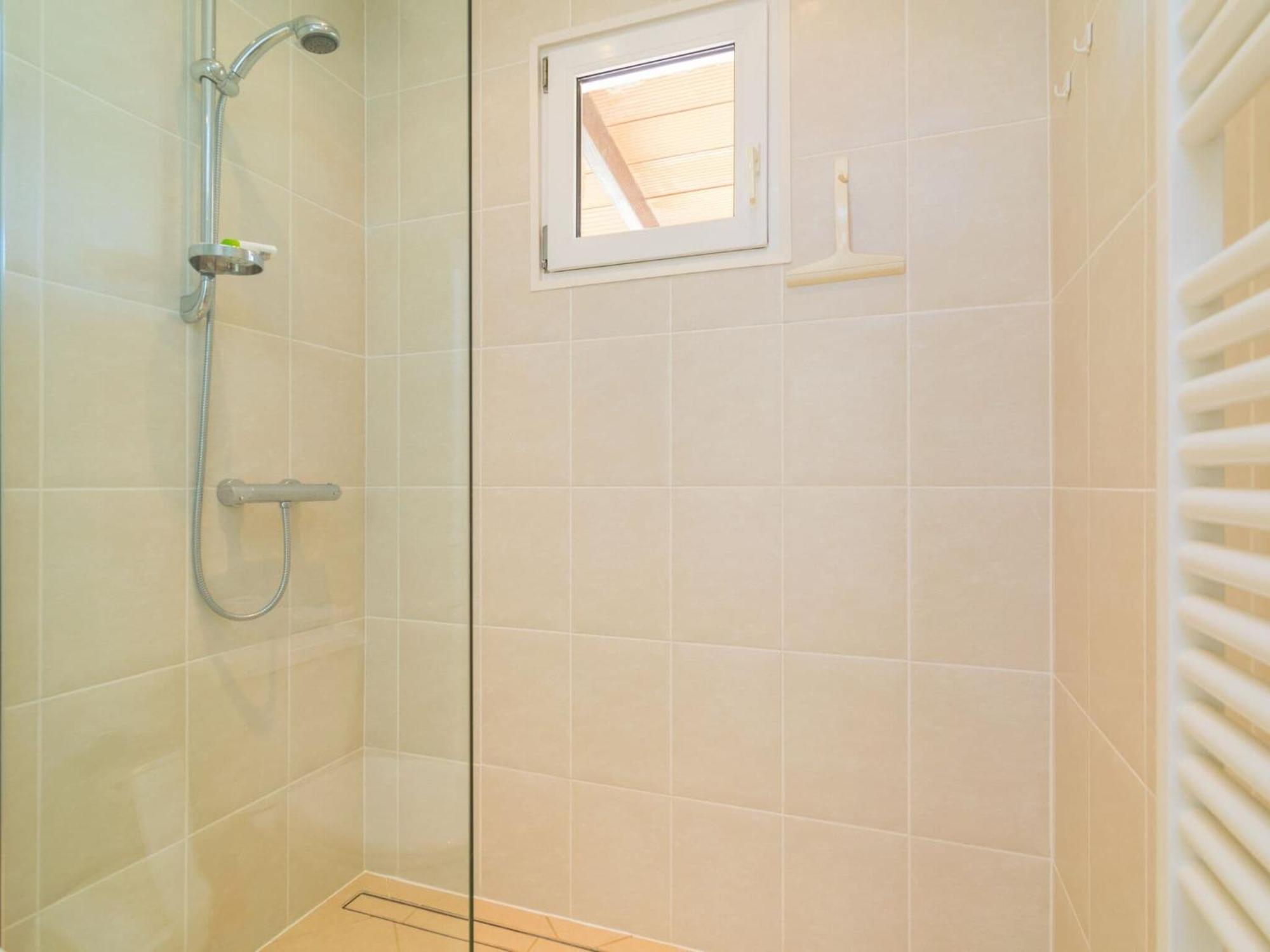 Clavell - With Private Pool Free Wifi *