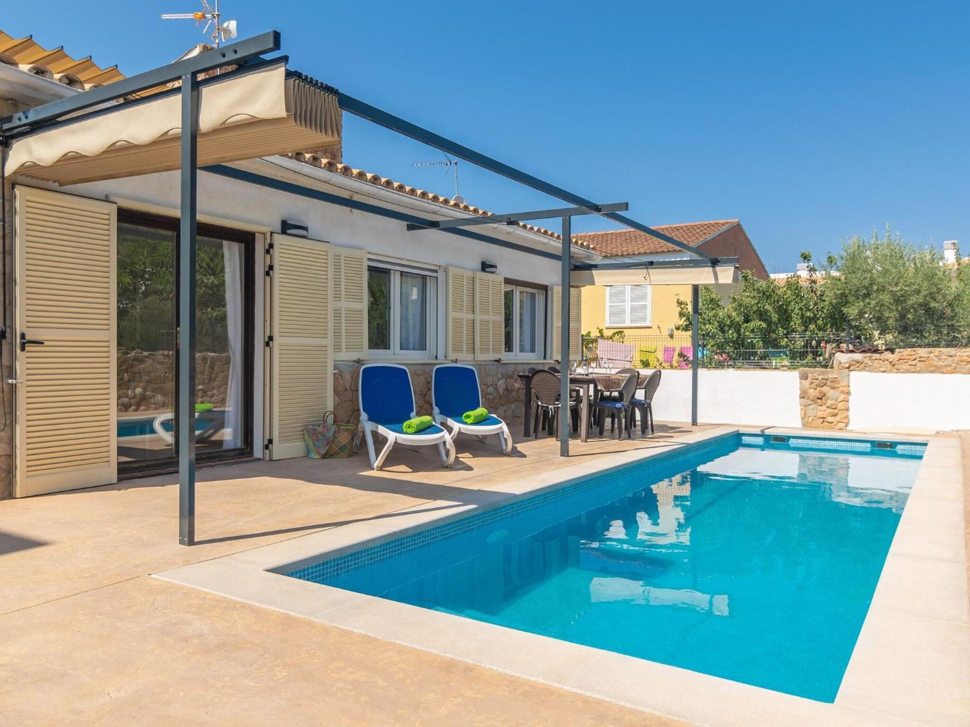 Clavell - With Private Pool Free Wifi Villa *