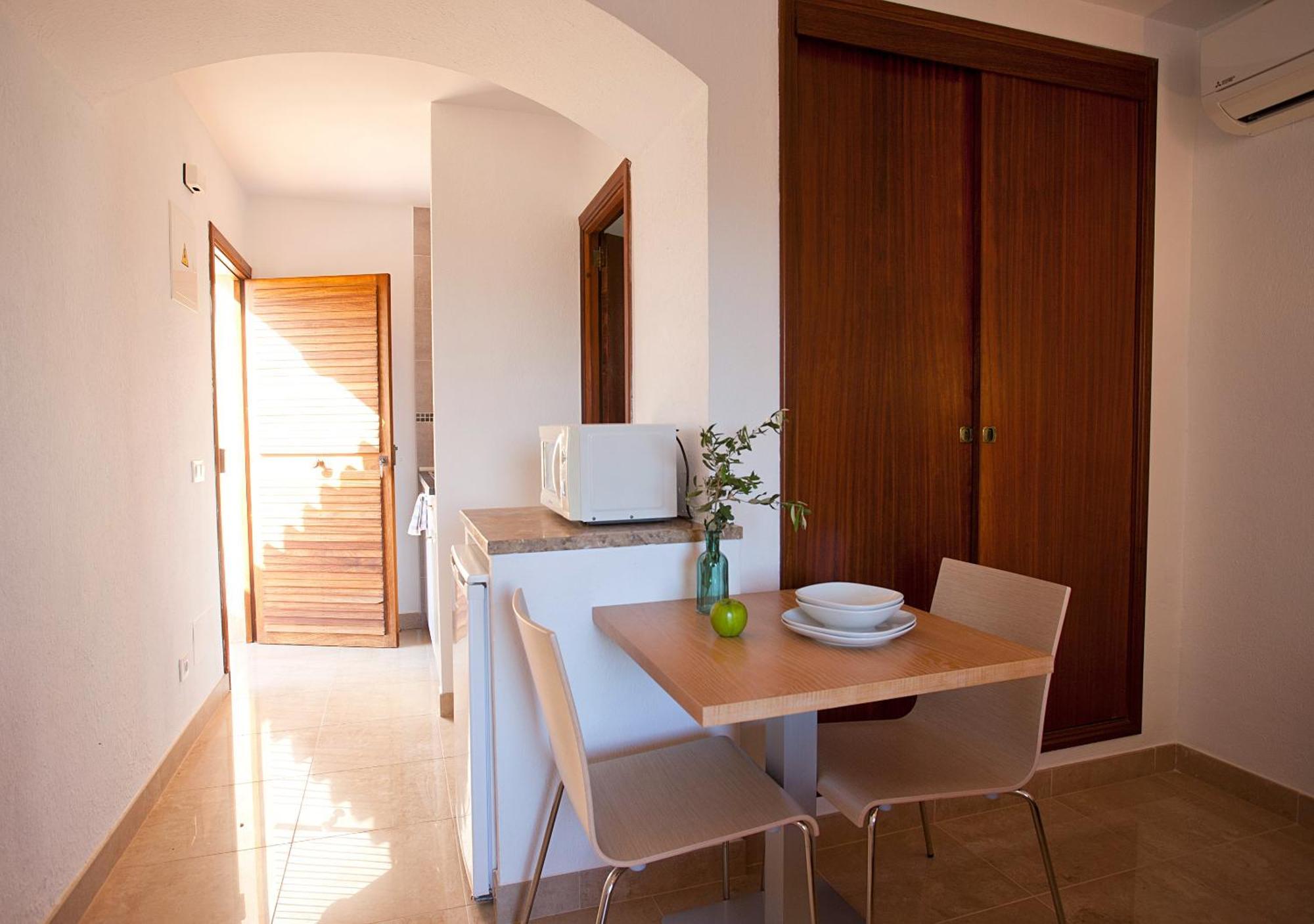 Sol Romántica By Dot Apartahotel Cala Romàntica