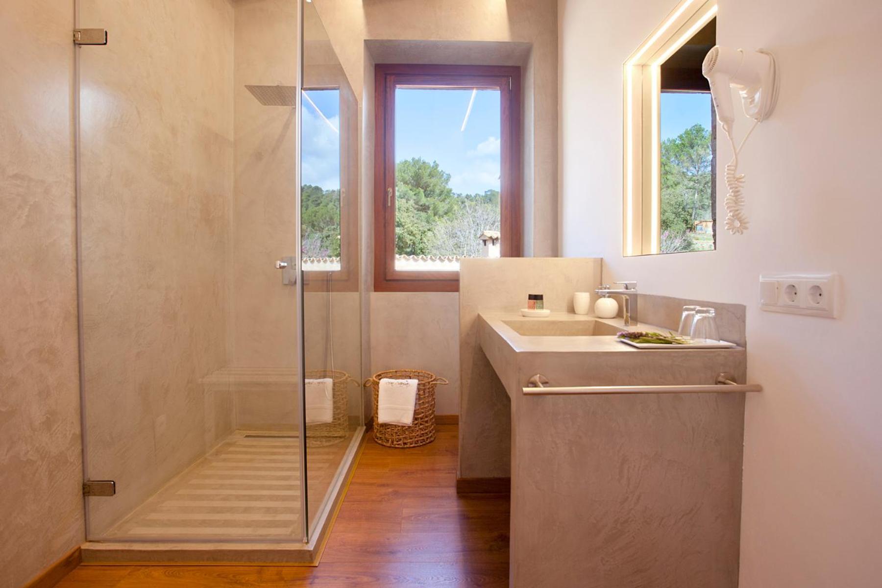 Son Sama Country house