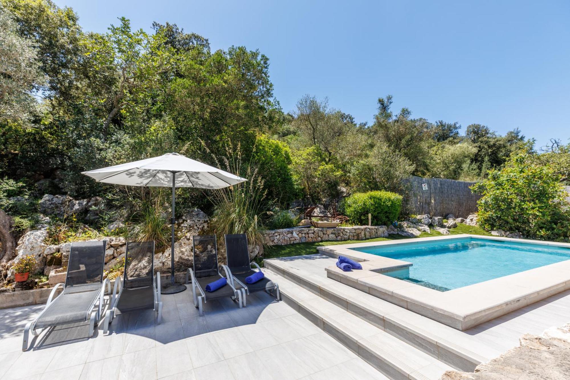 Can Guineu Villa