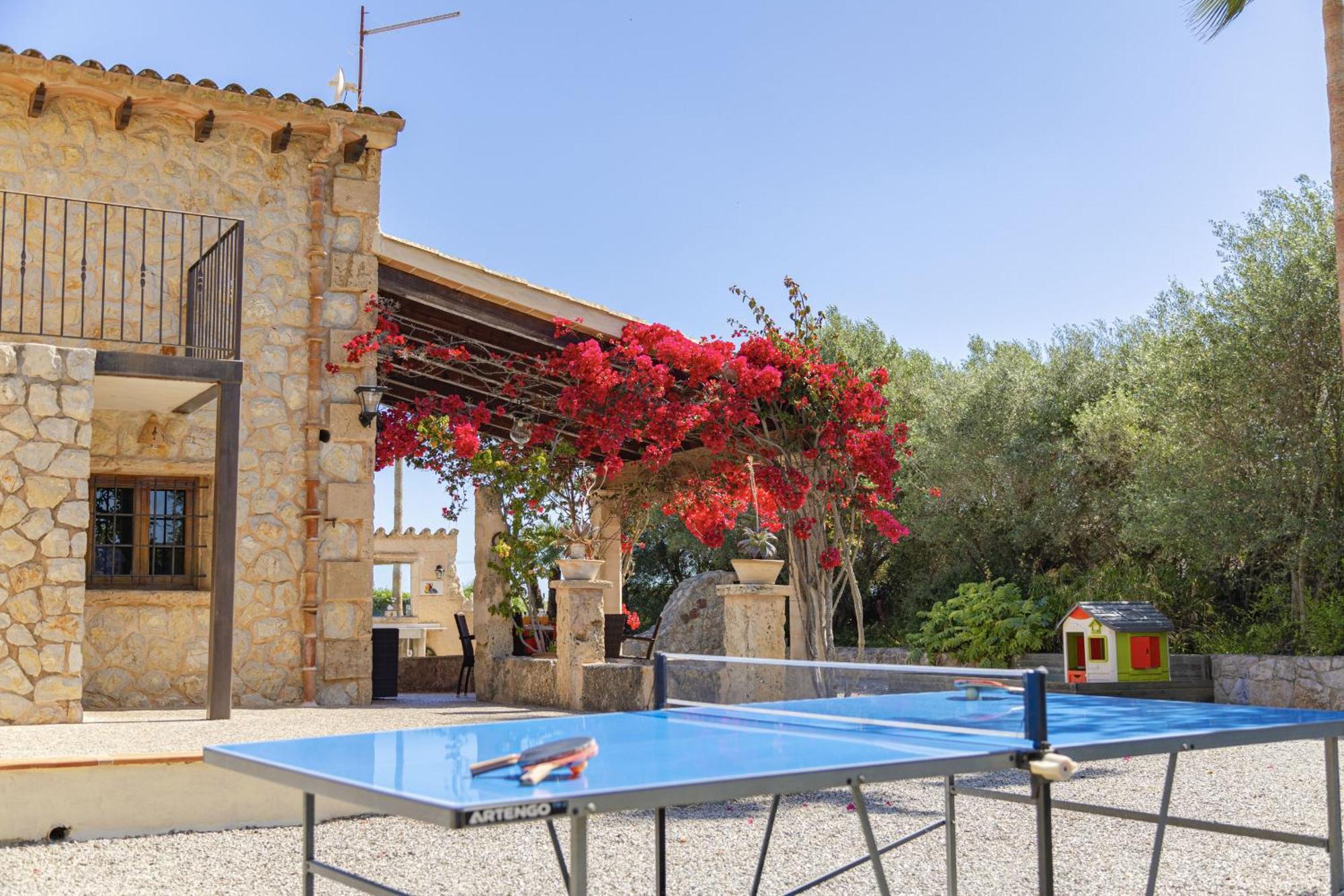 Cosme Villa *