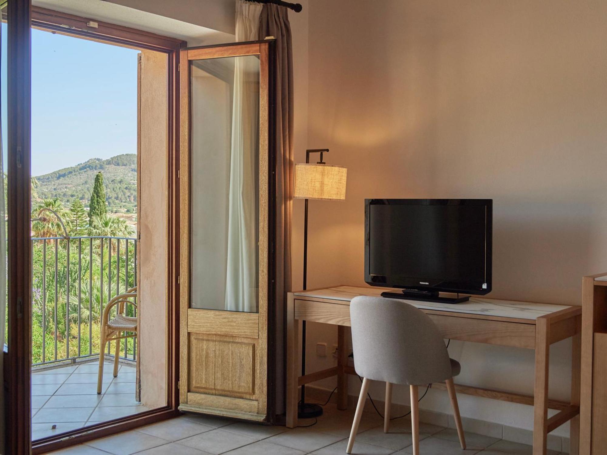 Hotel Ca'l Bisbe 4*