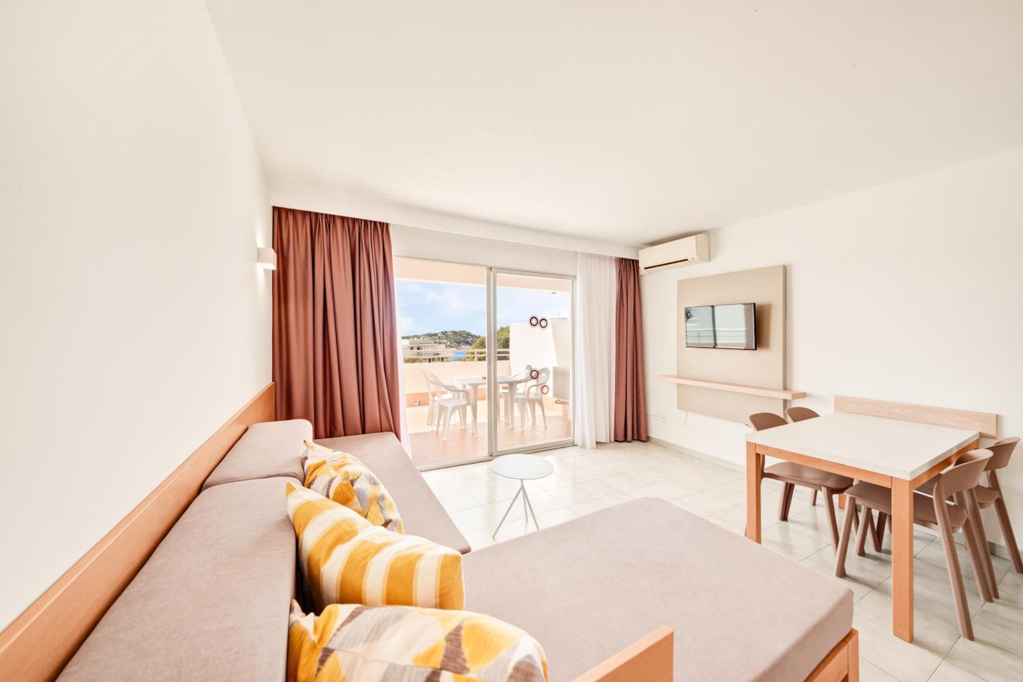 Apartahotel Vista Club 3*