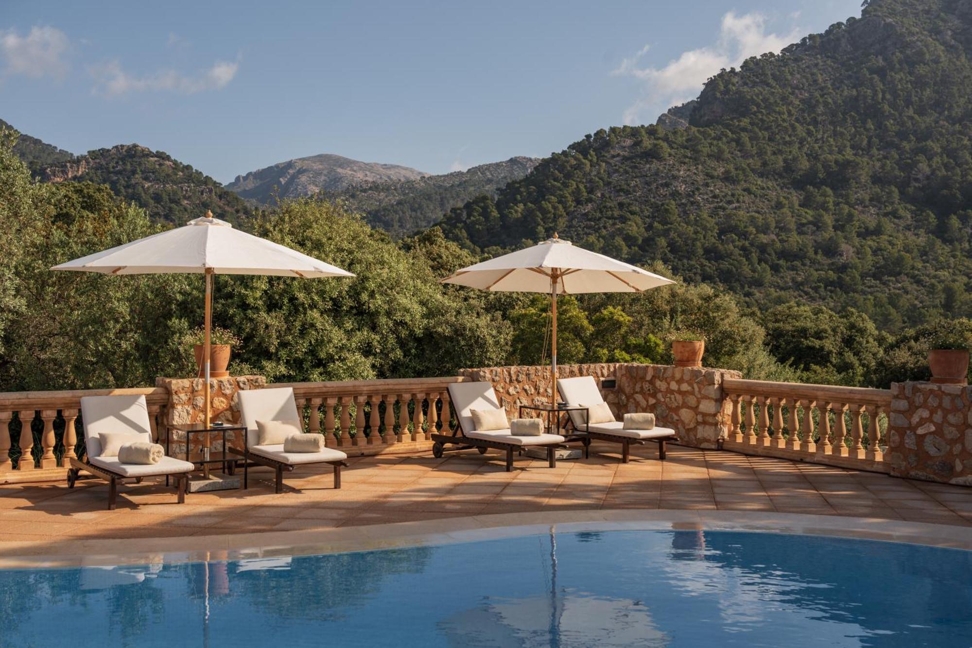 Ca'n Beneit Hotel 5*