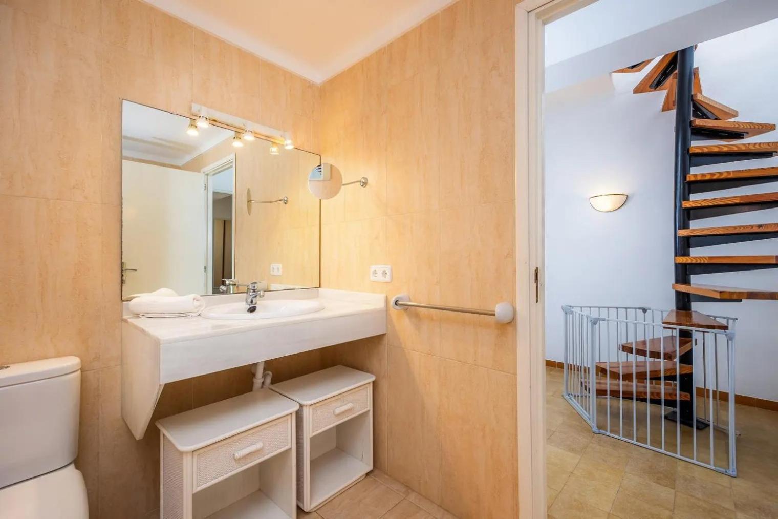 Apartamento Voramar Mhm Seafront Cala Bona (Mallorca)
