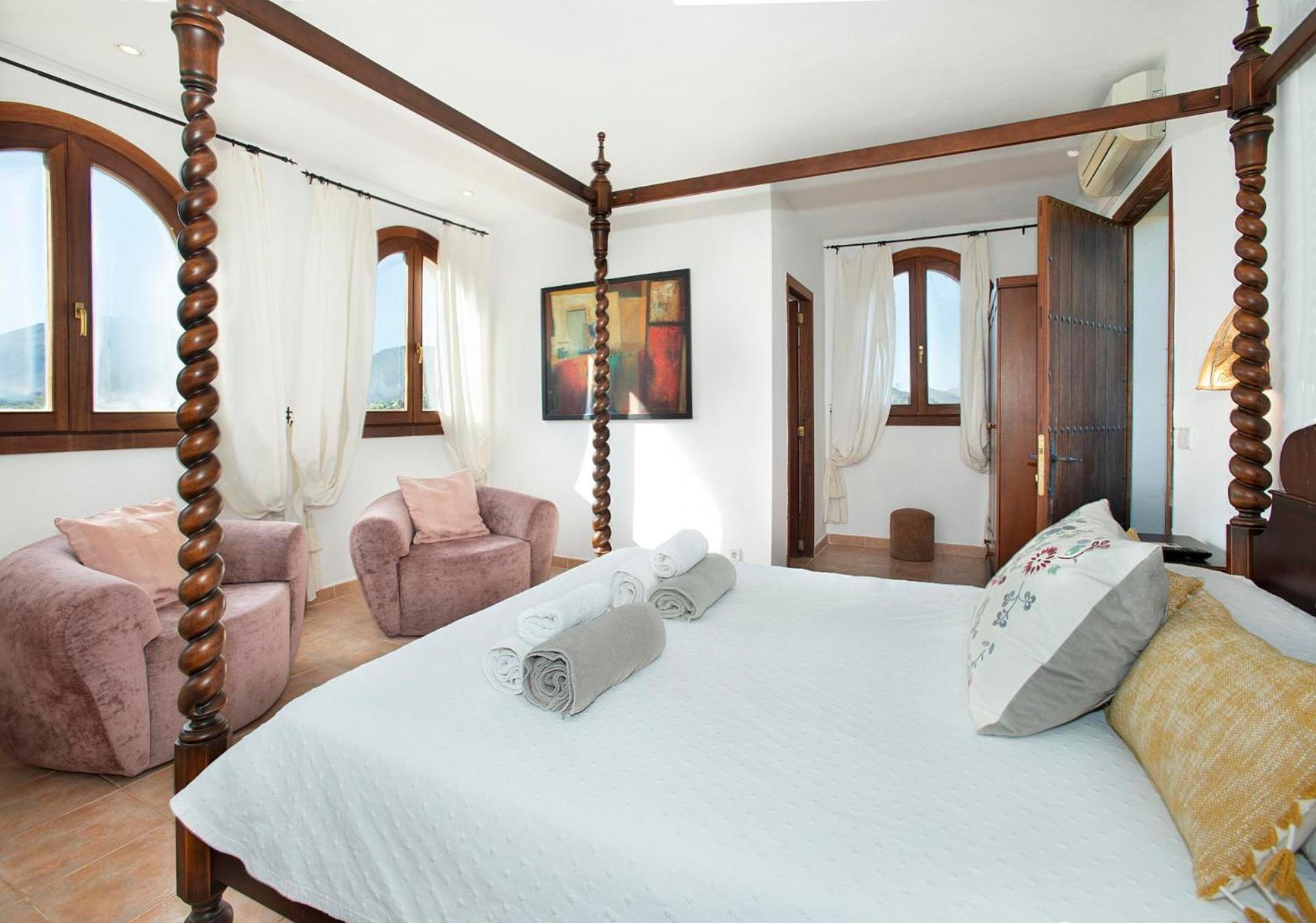 Villa Pontarro By Vintage Travel *