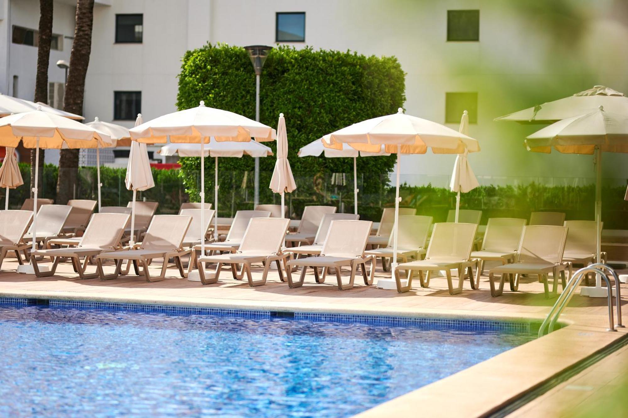 Apartahotel Aluasun Continental Park & 4*