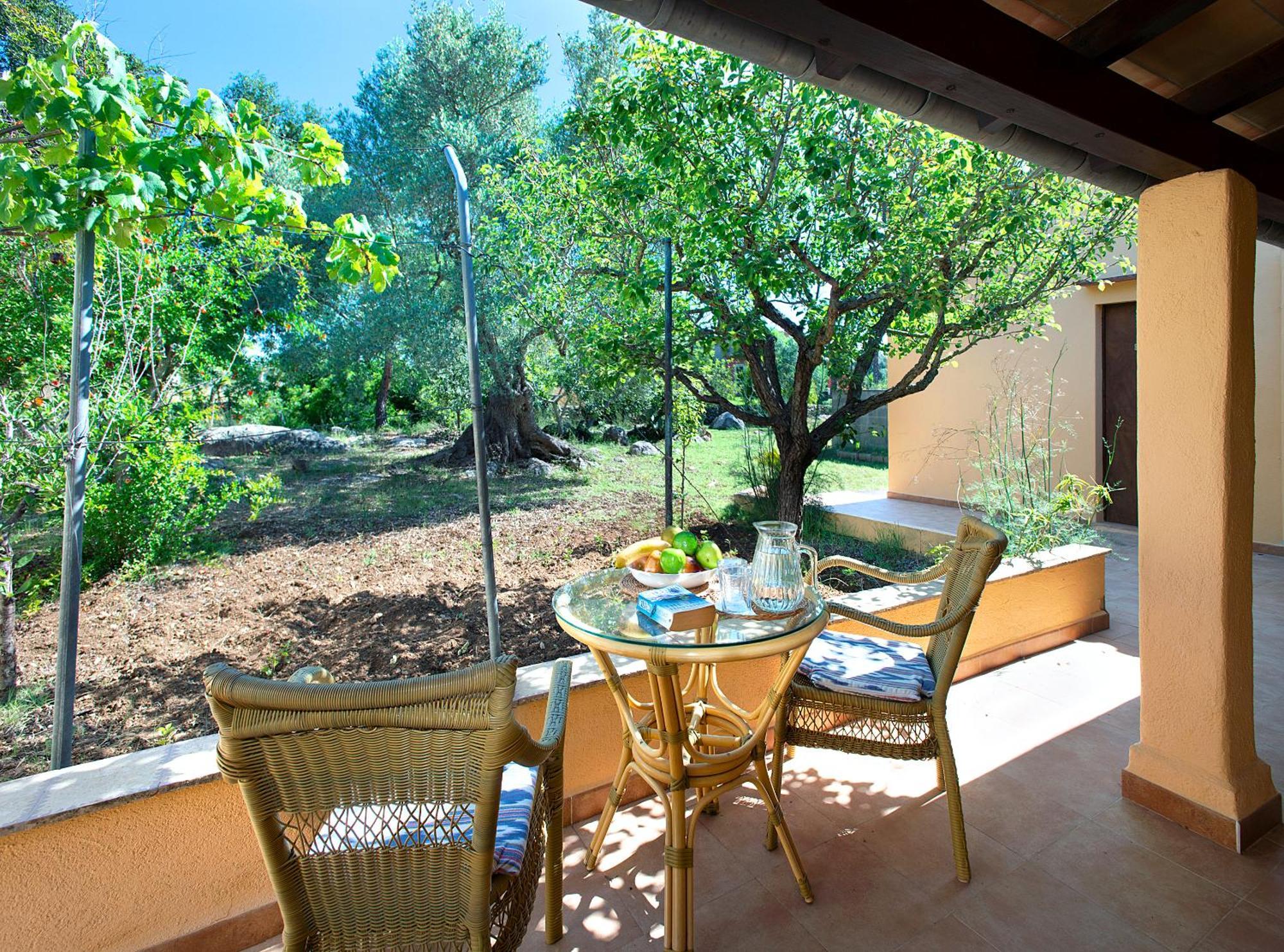 Owl Teo - Rustic Villa *