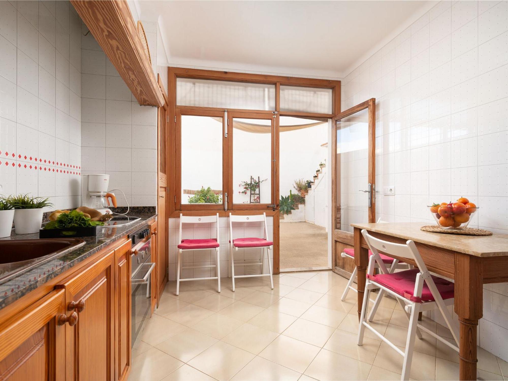 Mare De Deu Del Carme, 18 - House With Free Wifi Chalet