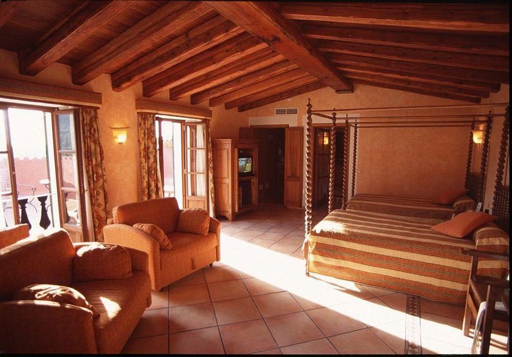 Parc Natural Hotel 4*