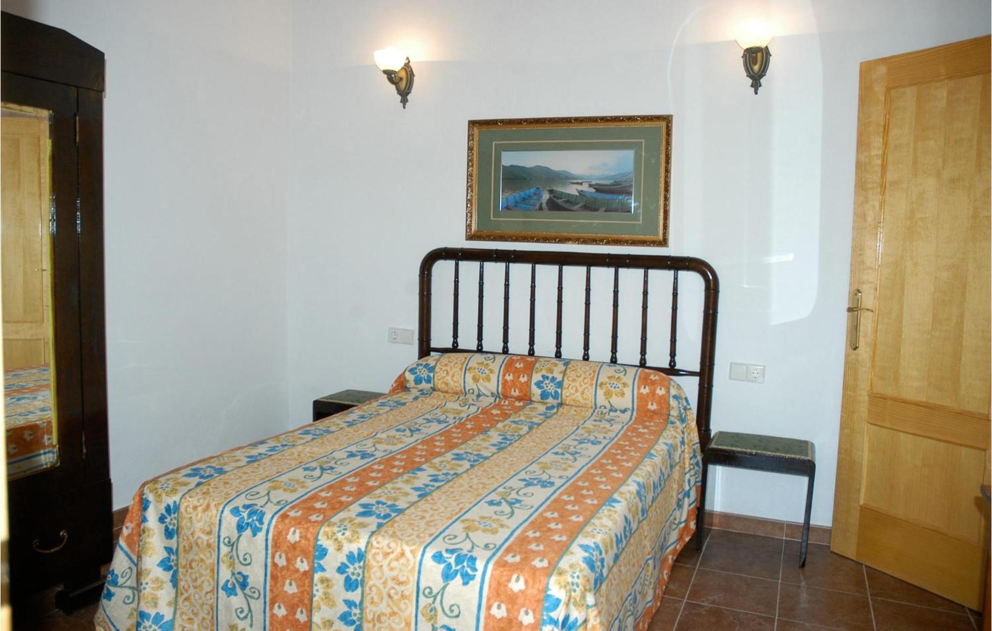 Сasa de vacaciones In Estellencs With Kitchen Estellencs (Estellenchs)