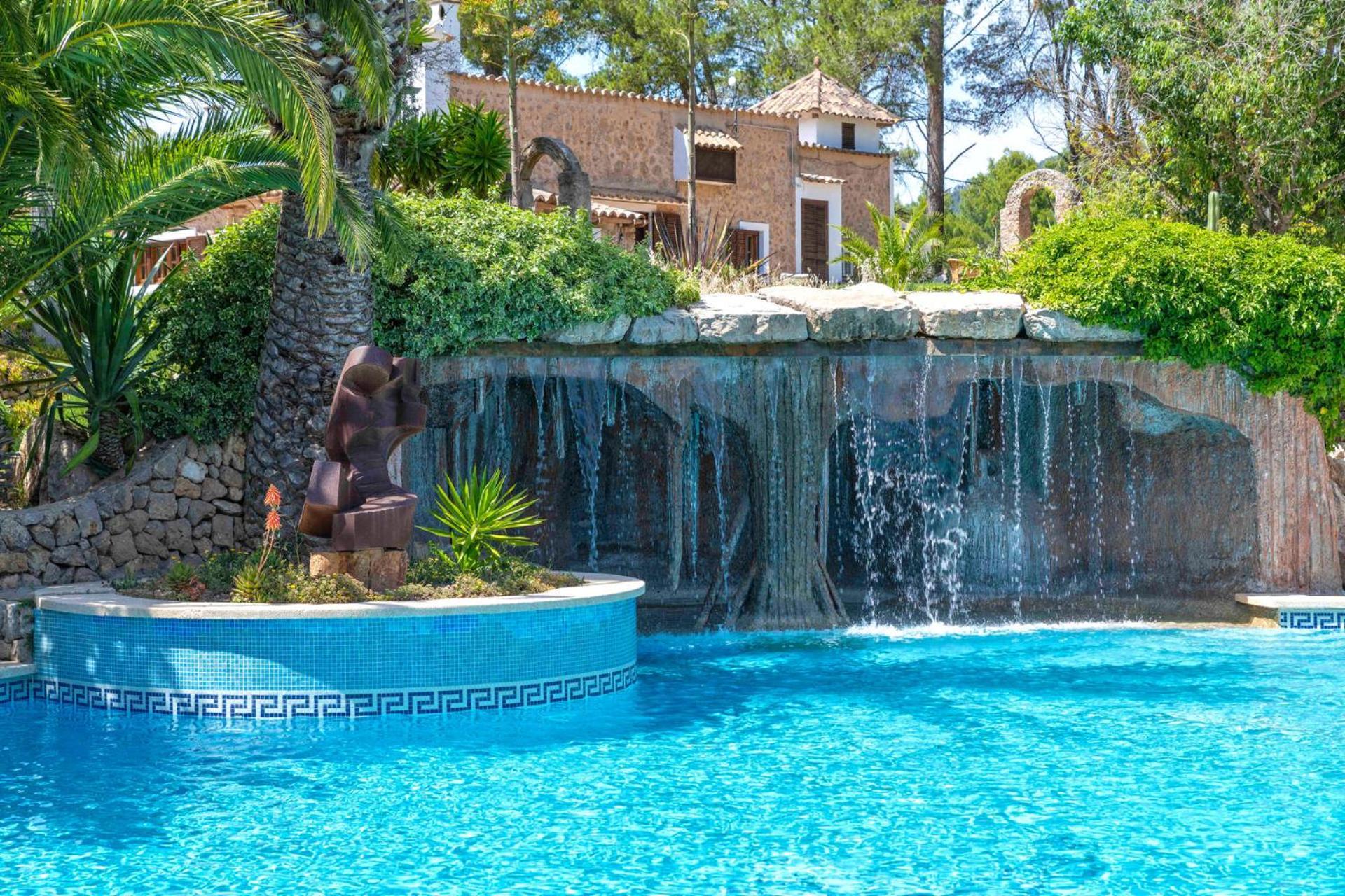 Villa Especial El Pino Mallorca En Esporles (Esporlas)