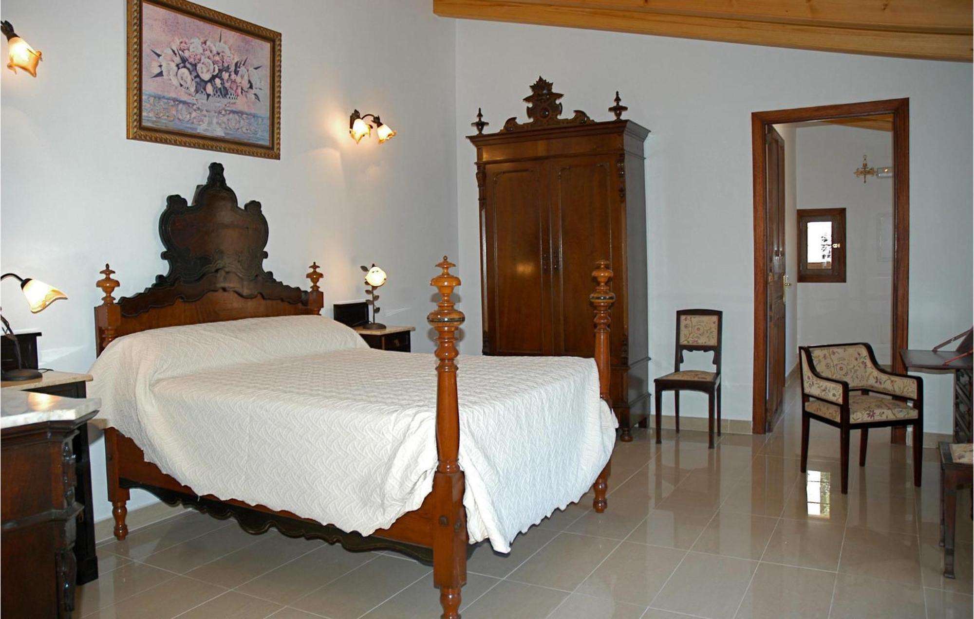 6 Bedroom Amazing In Estellencs Estellencs (Estellenchs)