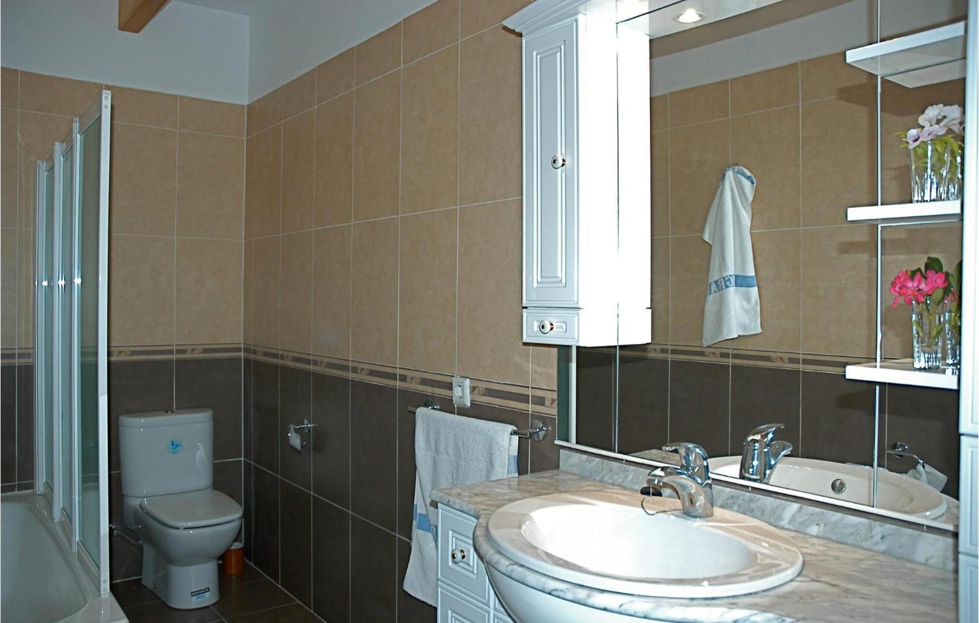 6 Bedroom Amazing In Estellencs Estellencs (Estellenchs)