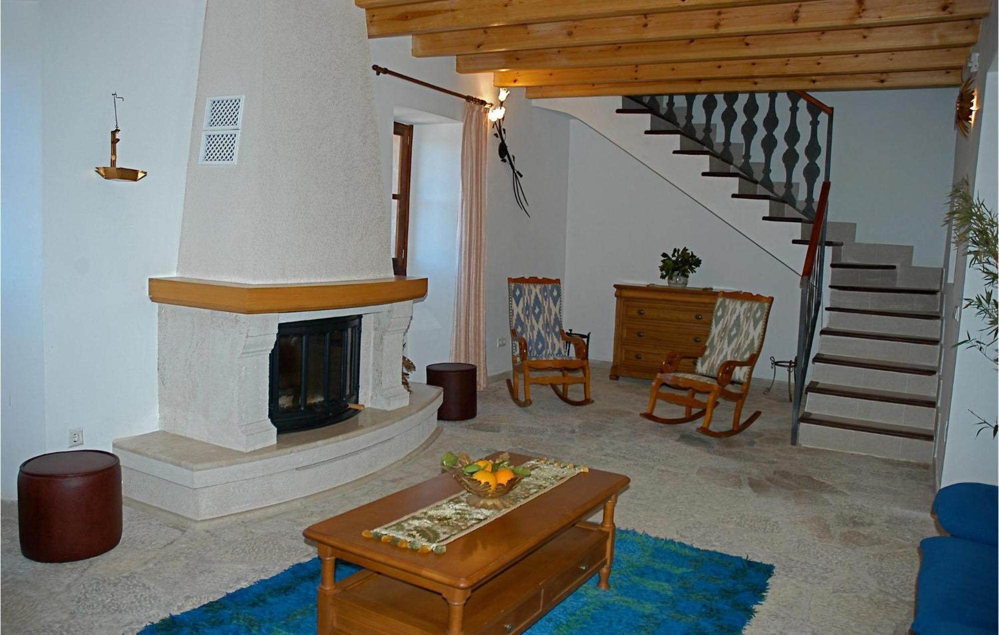 6 Bedroom Amazing In Estellencs Estellencs (Estellenchs)