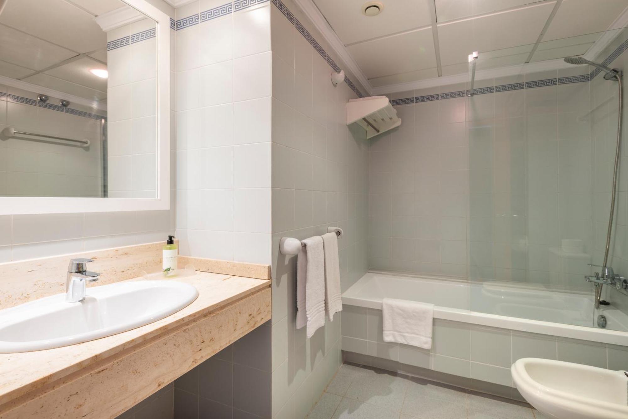 Apartahotel Inturotel Azul Garden 3*