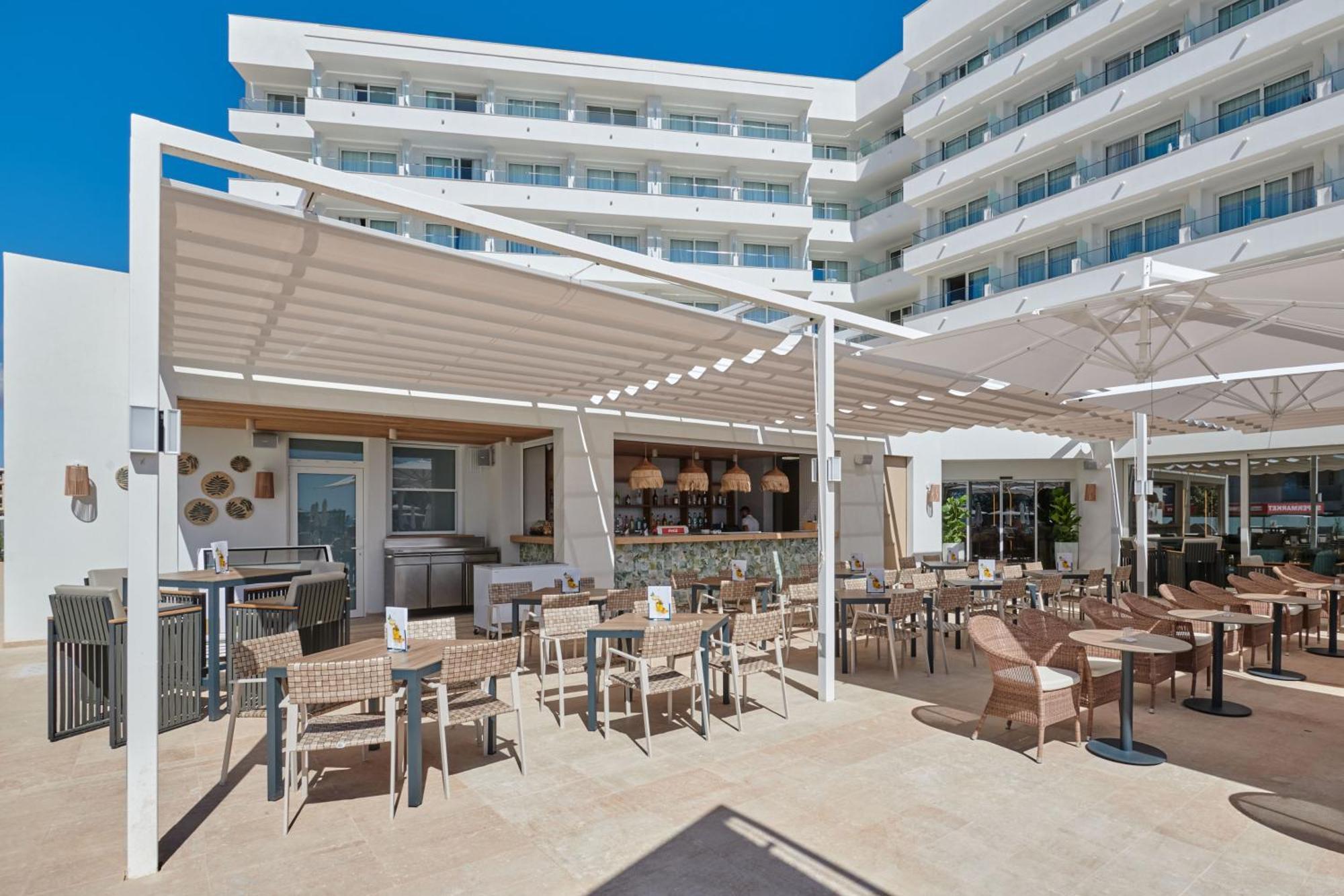 Hipotels Flamenco Hotel