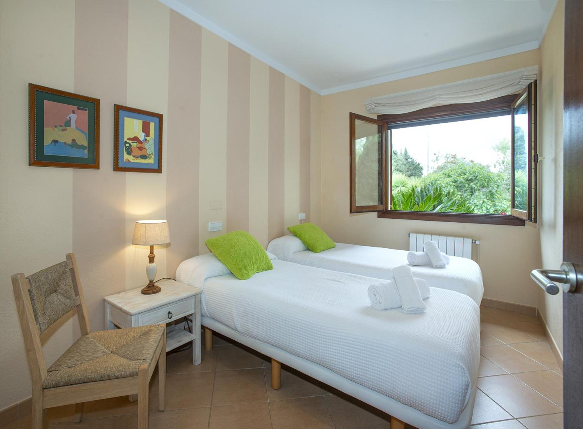 Villa Owl Bookig Rostoya - 10 Min Walk To The Old Town