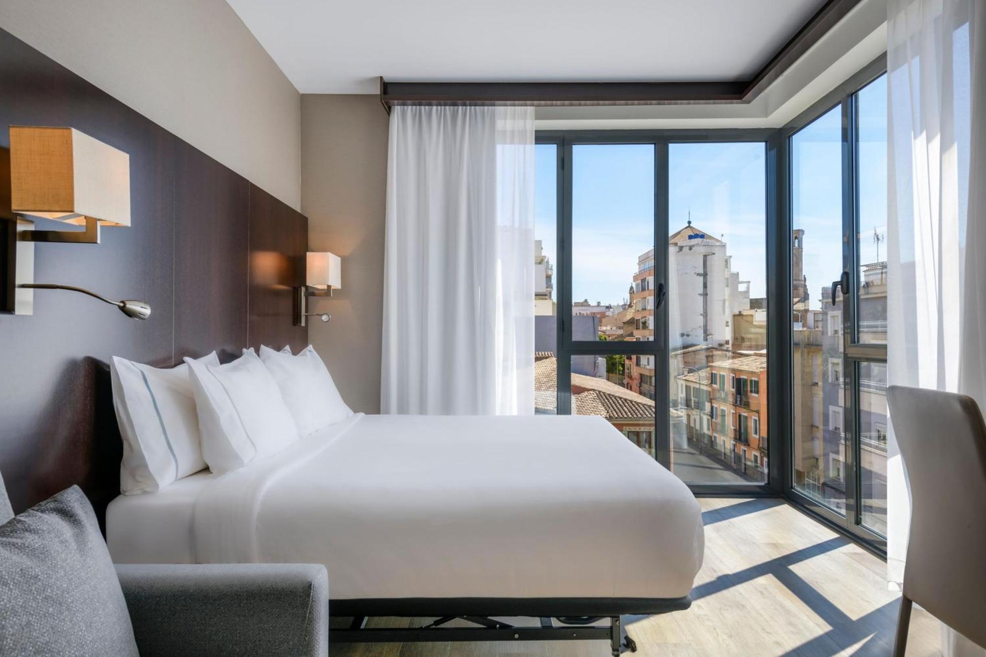 Hotel Ac Ciutat De By Marriott 4*