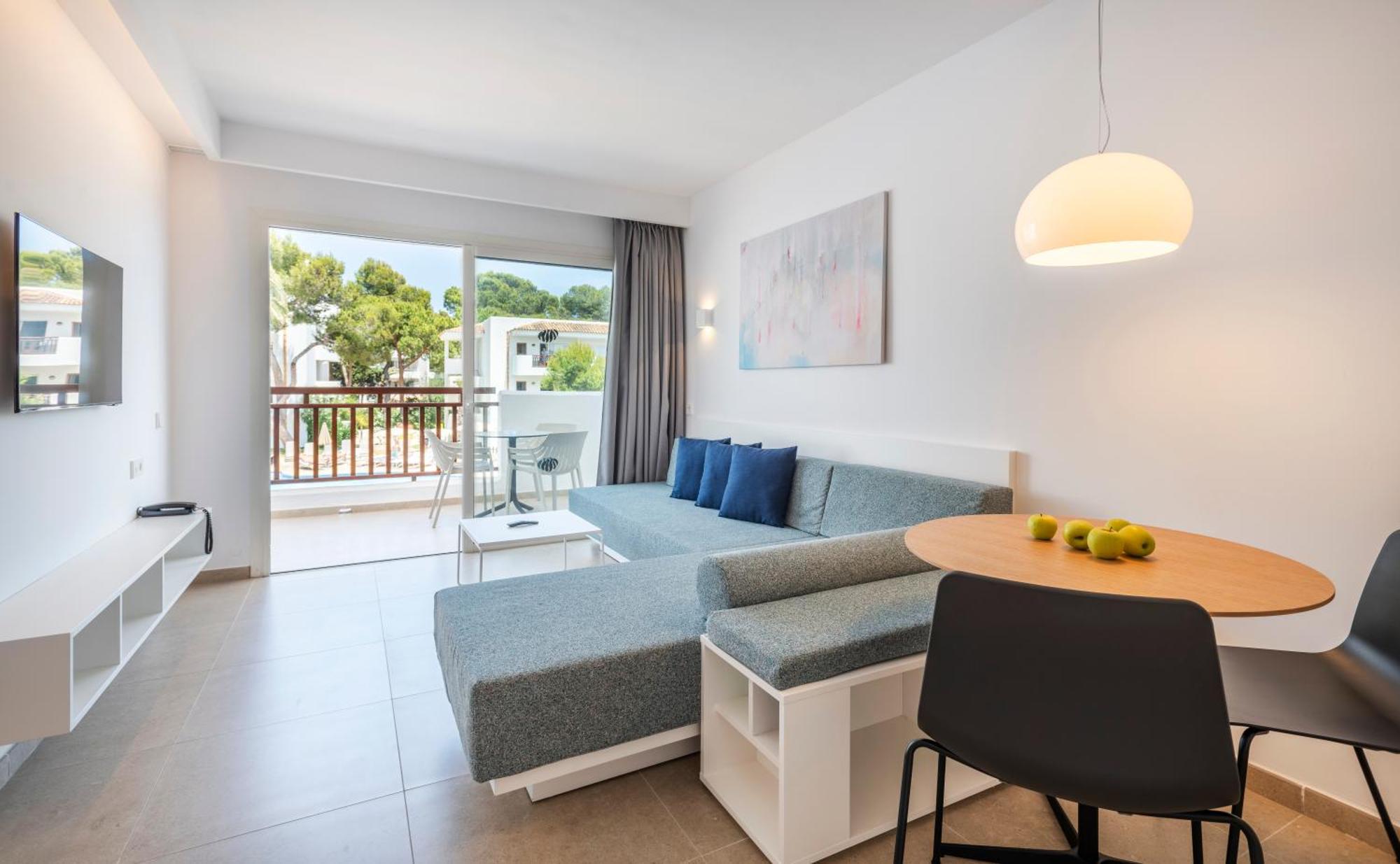 Inturotel Cala Azul Apartahotel