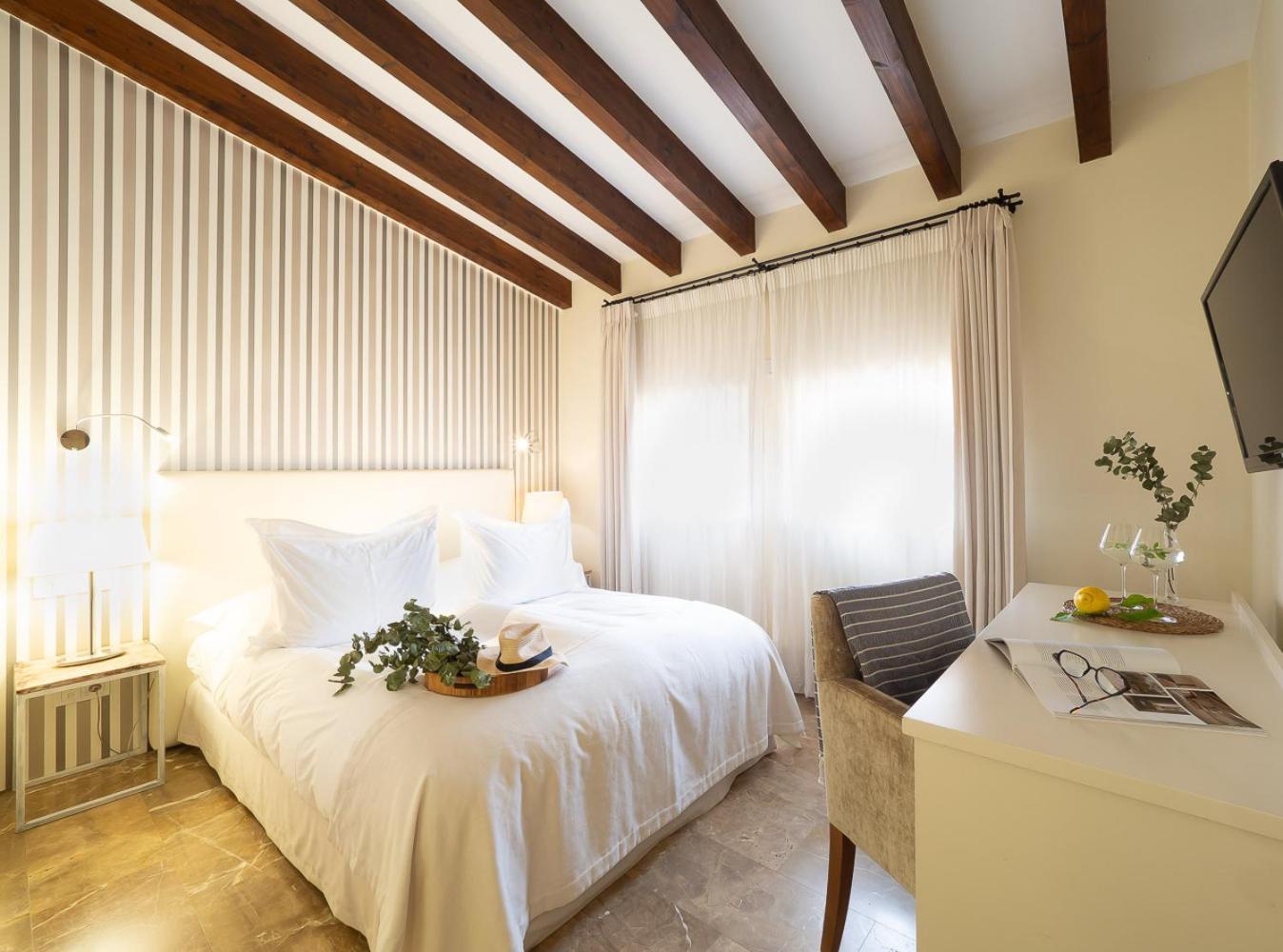 Hotel & Restaurant Jardi D'arta 4*