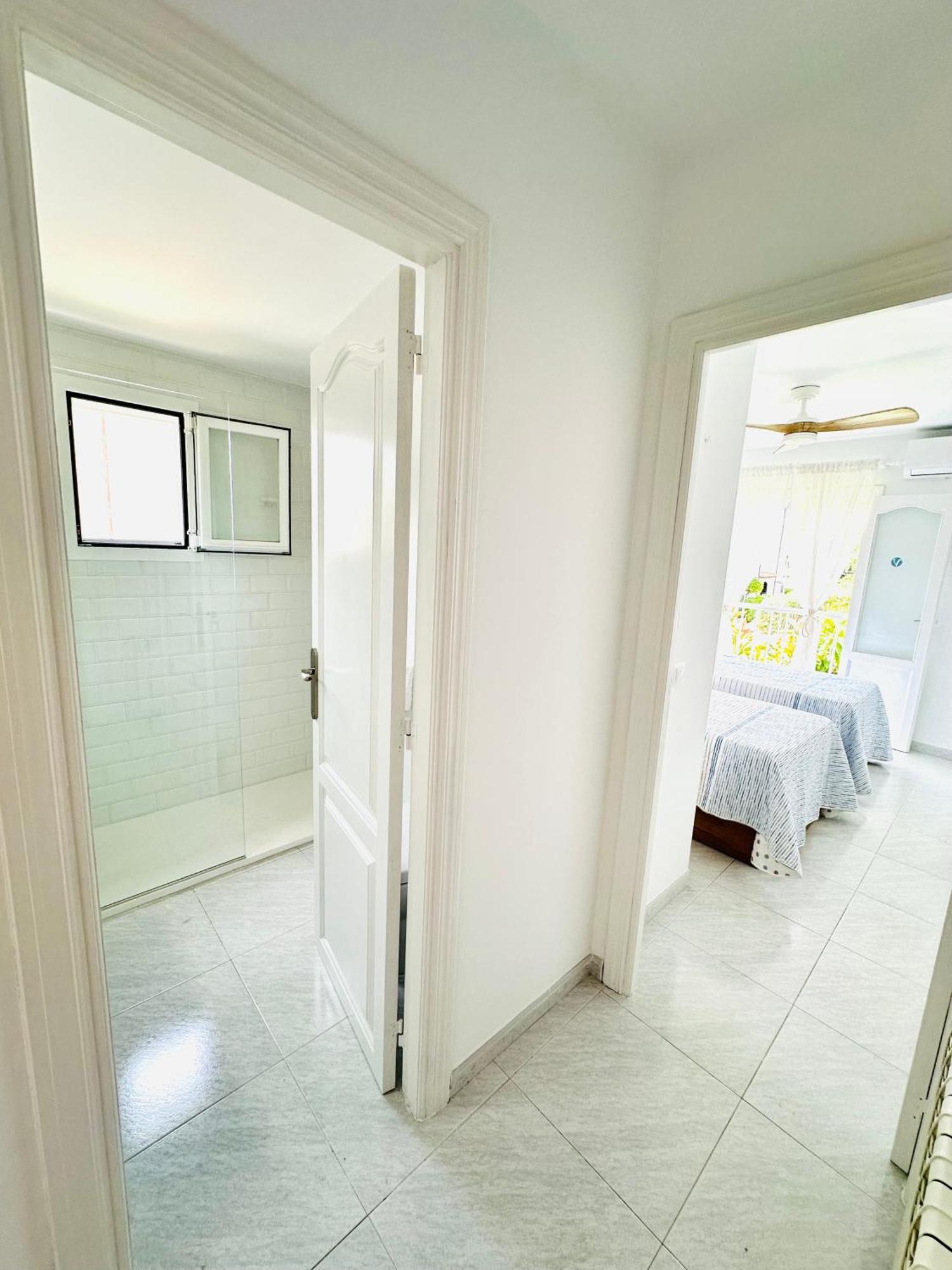 Bonito Con Piscina A 50 Metros De La Playa! Apartamento *