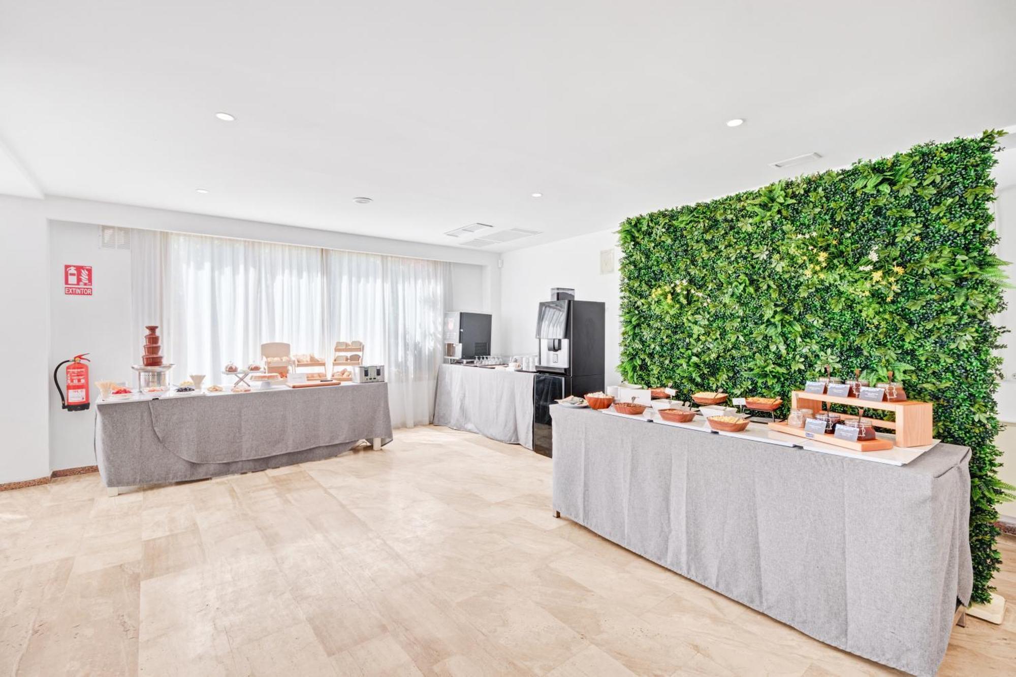 Hotel Viwo Eda 4*