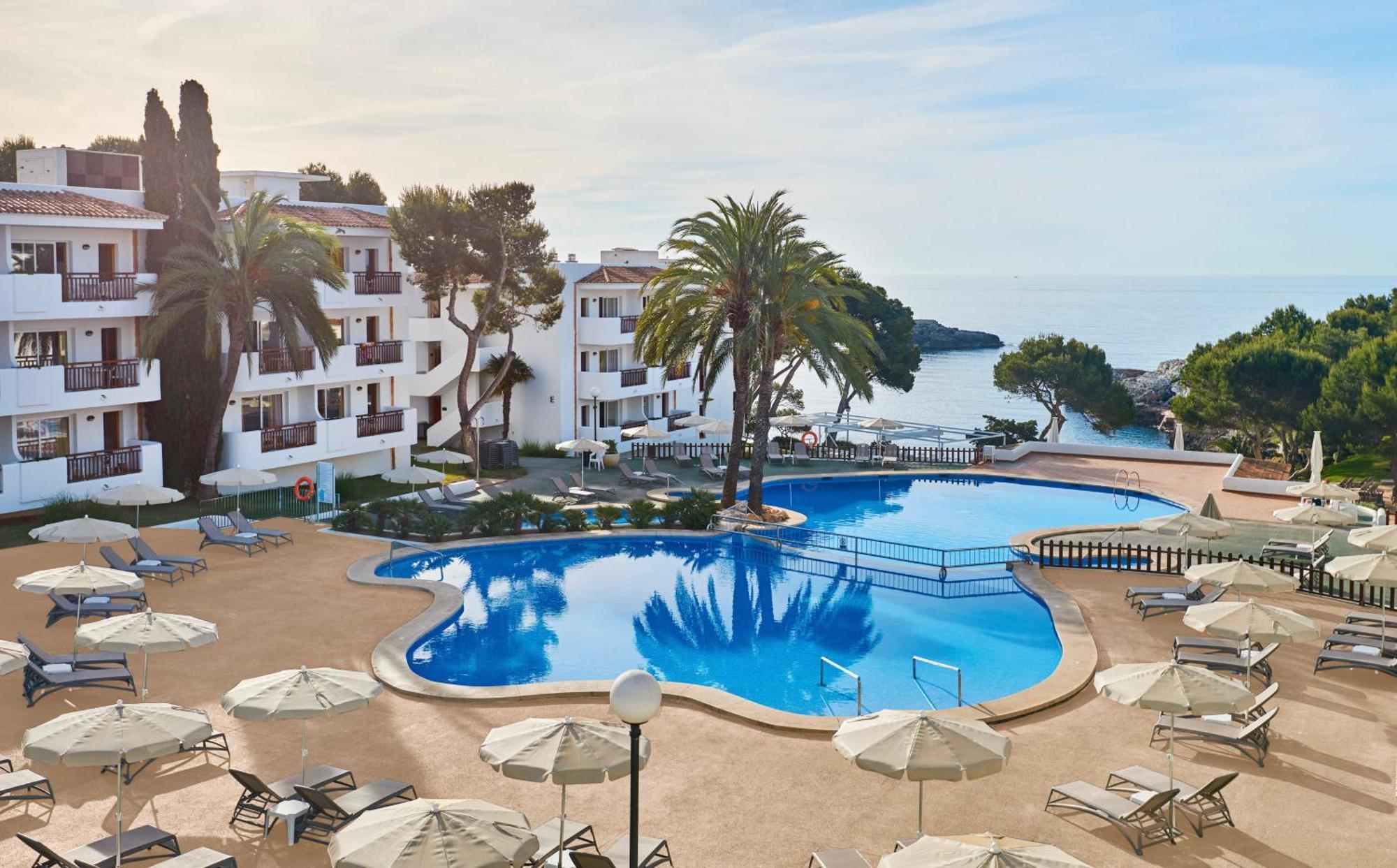 Inturotel Cala Azul 3*