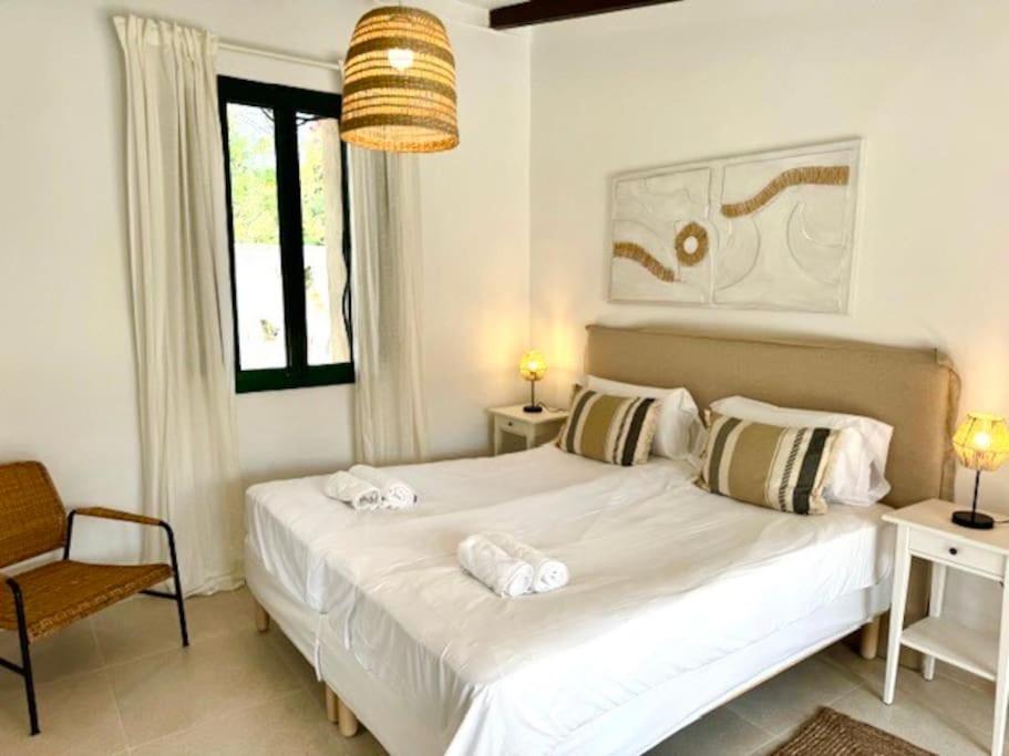 Llorenc 1, Entspannung Pur,stilvoll,ruhig,xxl Pool Apartamento