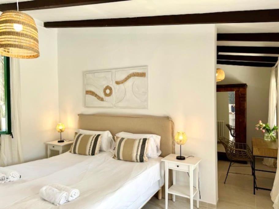 Llorenc 1, Entspannung Pur,stilvoll,ruhig,xxl Pool Apartamento Manacor (Mallorca)