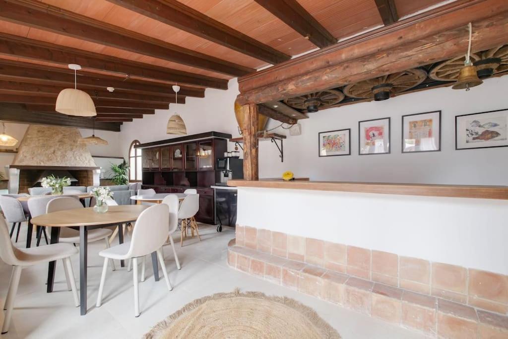 Llorenc 1, Entspannung Pur,stilvoll,ruhig,xxl Pool Apartamento