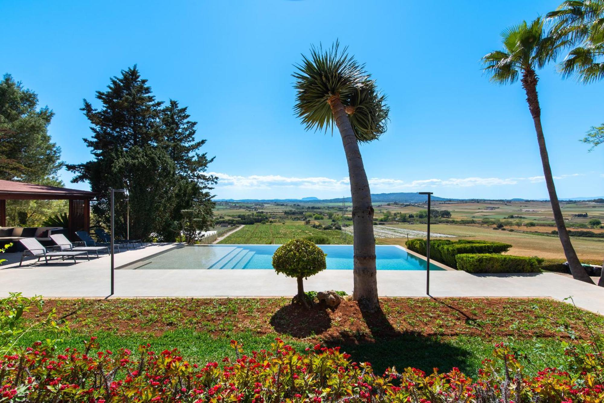 Casa rural Es Bessons By Rentallorca