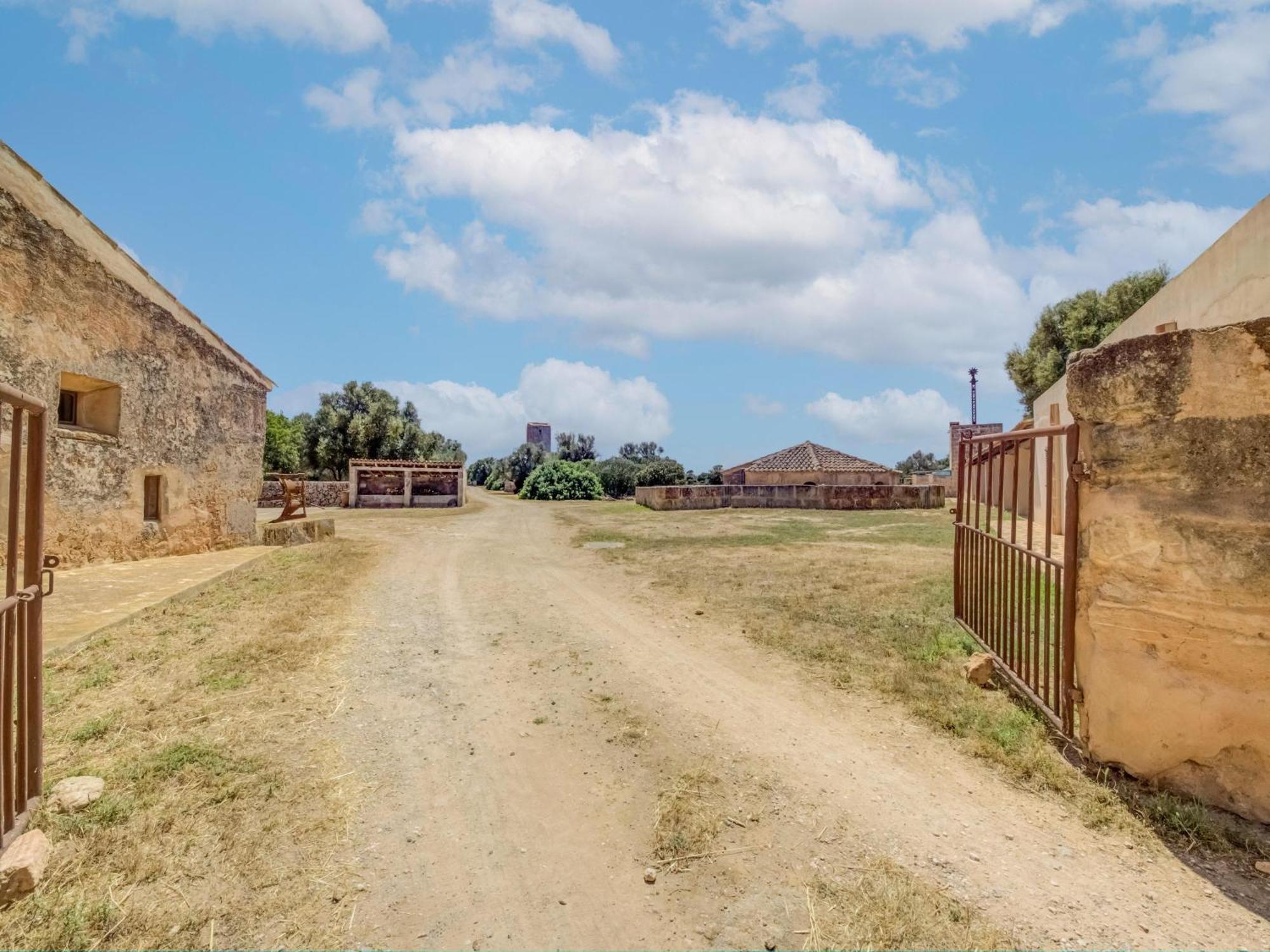 Holiday home Possessio Sa Barrala Gallinero