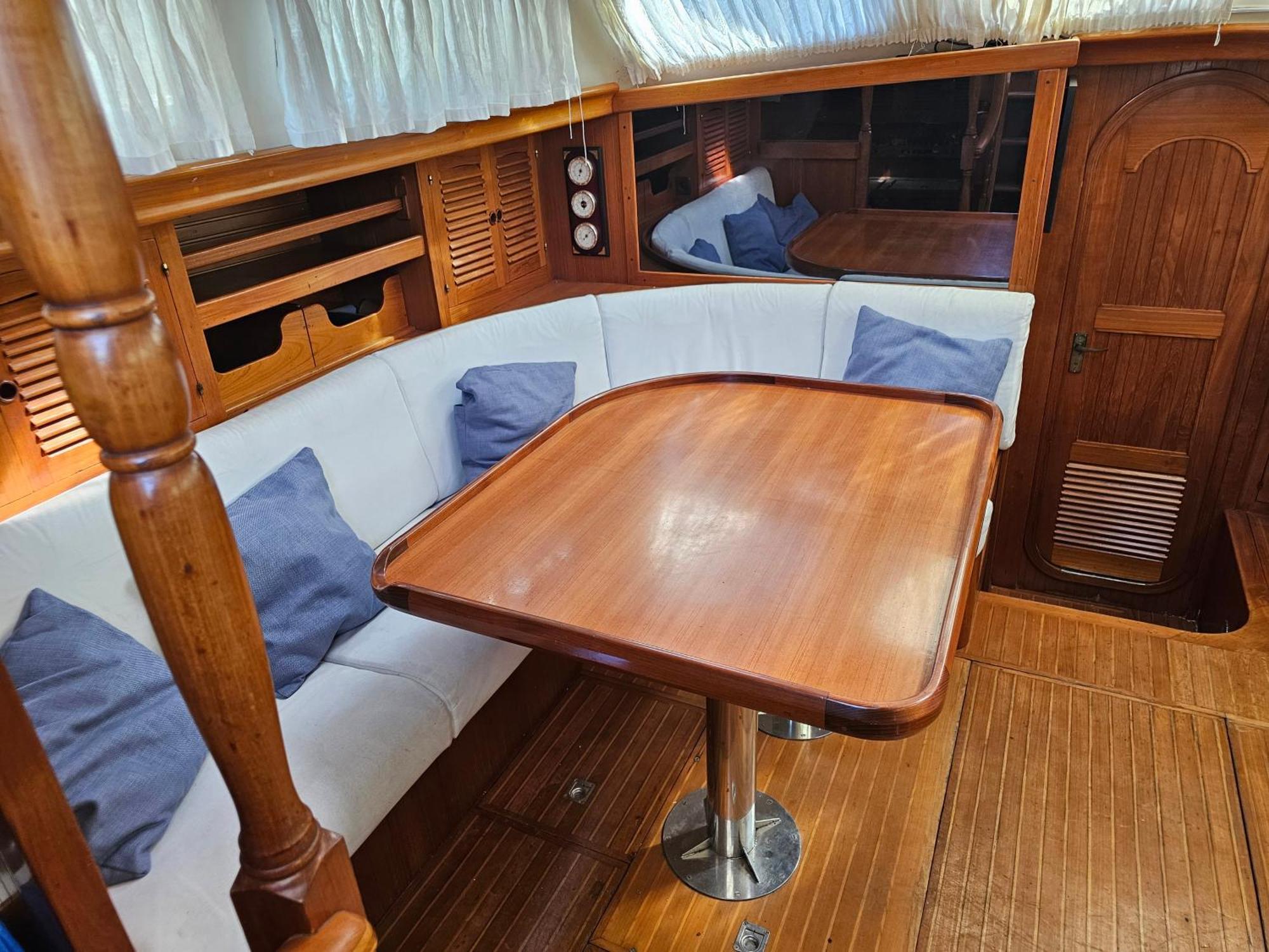Hotel en barco Exclusivo Velero Privado 6pax Palma de Mallorca