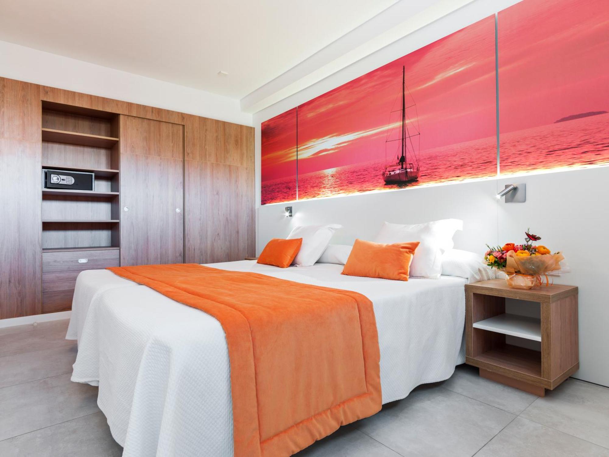 Apartahotel Playas Ca's Saboners