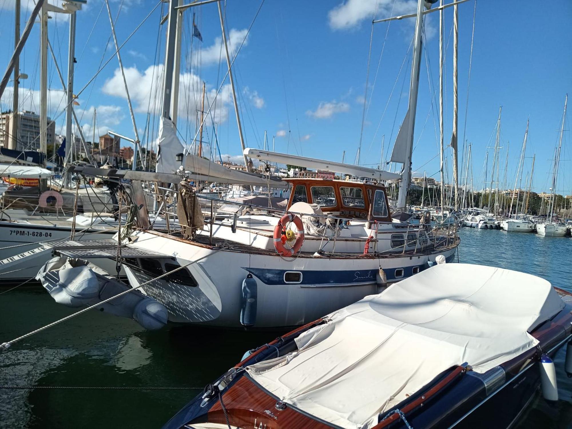 Hotel en barco Exclusivo Velero Privado 6pax *