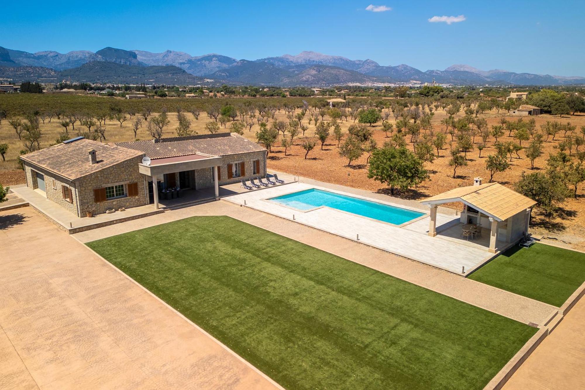Mireia 2002 With Pool And Garden By Bebreeze Mallorca * Binisalem
