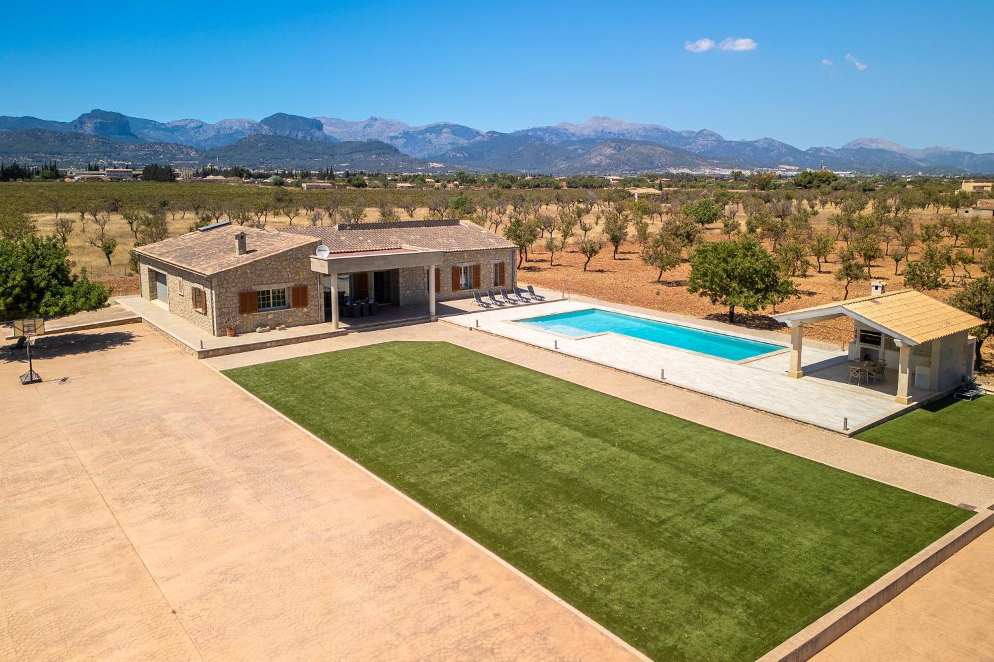 Mireia 2002 With Pool And Garden By Bebreeze Mallorca * Binisalem