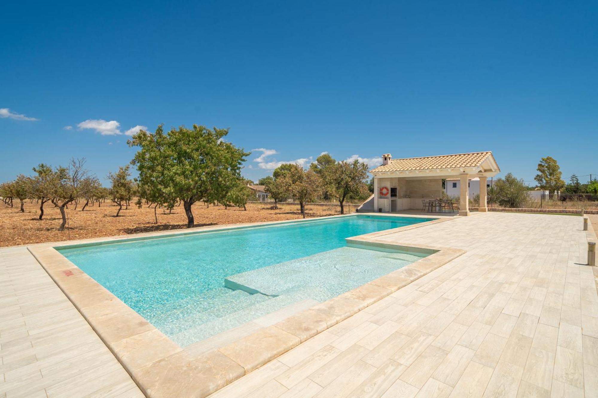 Mireia 2002 With Pool And Garden By Bebreeze Mallorca Villa *