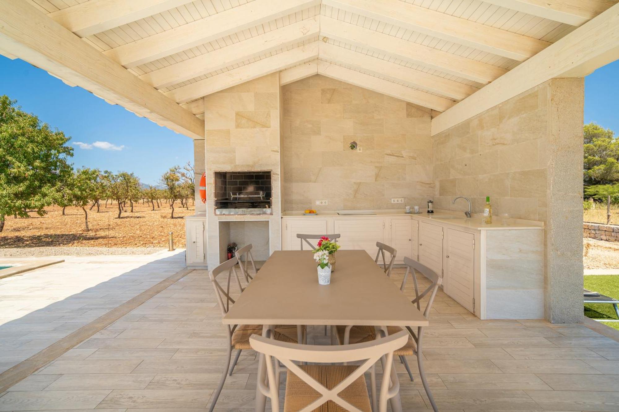 Mireia 2002 With Pool And Garden By Bebreeze Mallorca Villa Binisalem