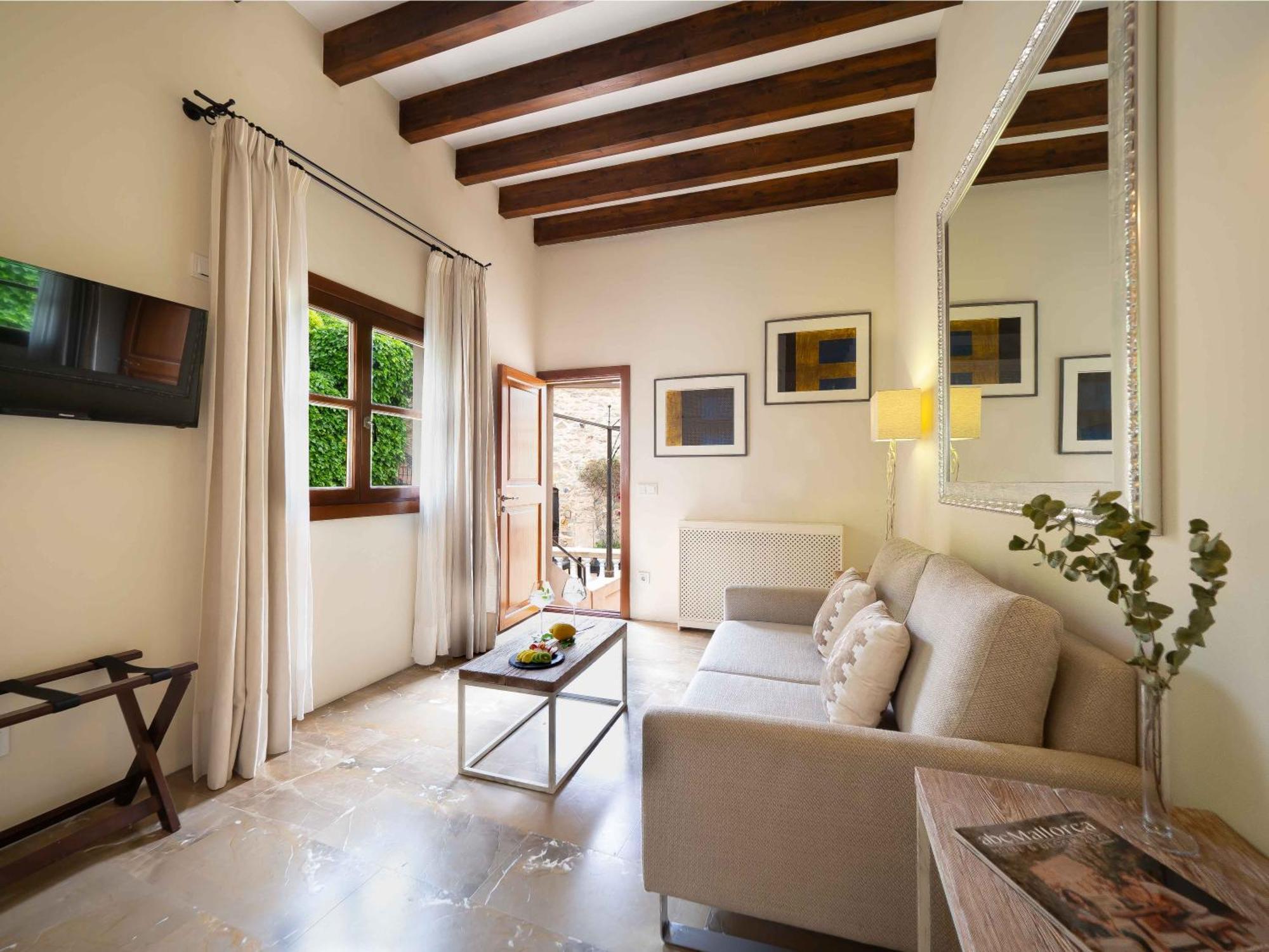 Hotel & Restaurant Jardi D'arta 4*
