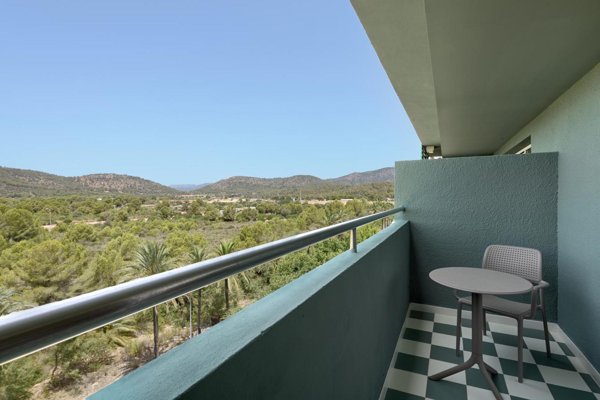Tent Mojito Hotel 3*