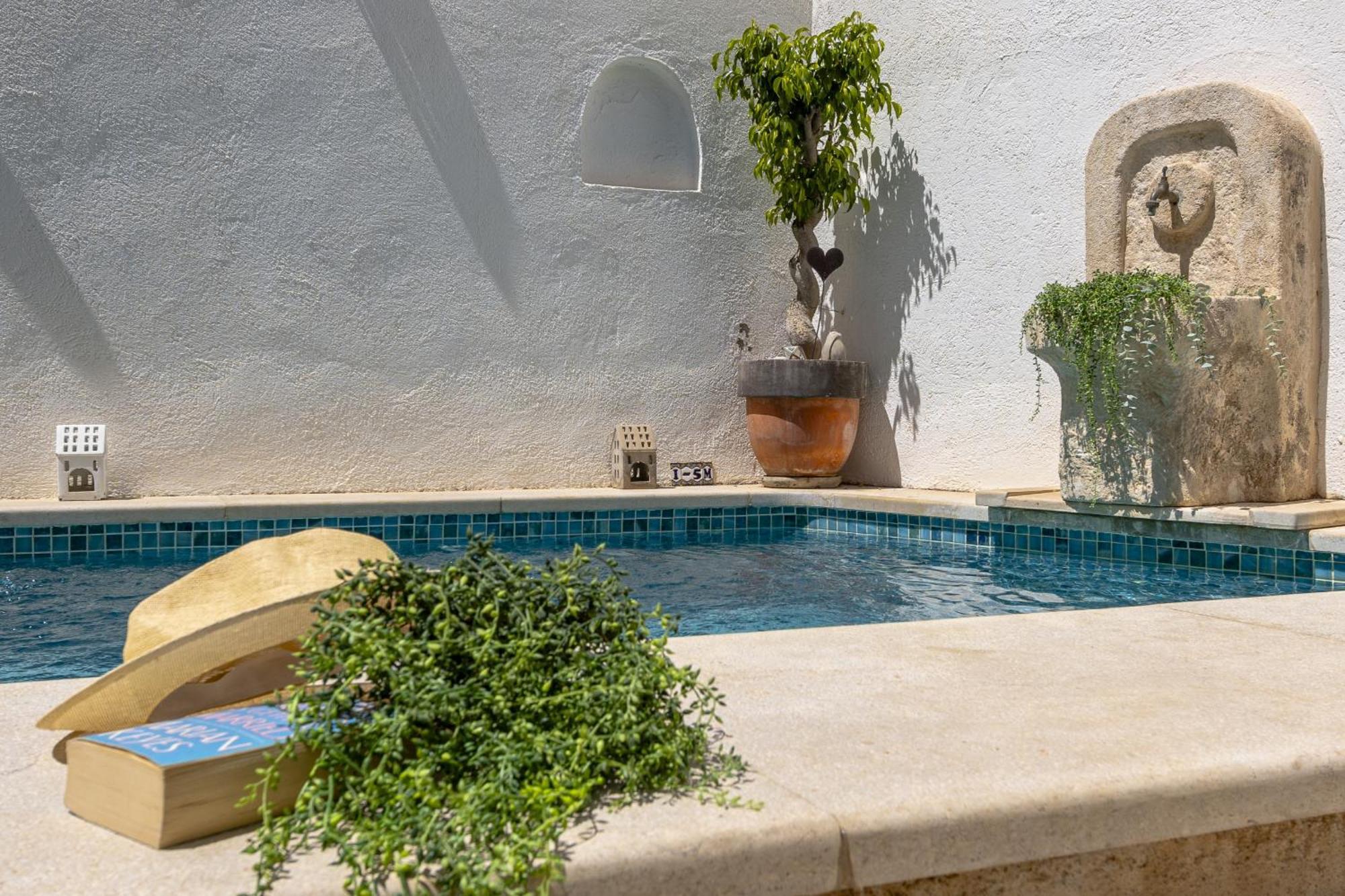 Townhouse Albuqassim By Homevillas360 *