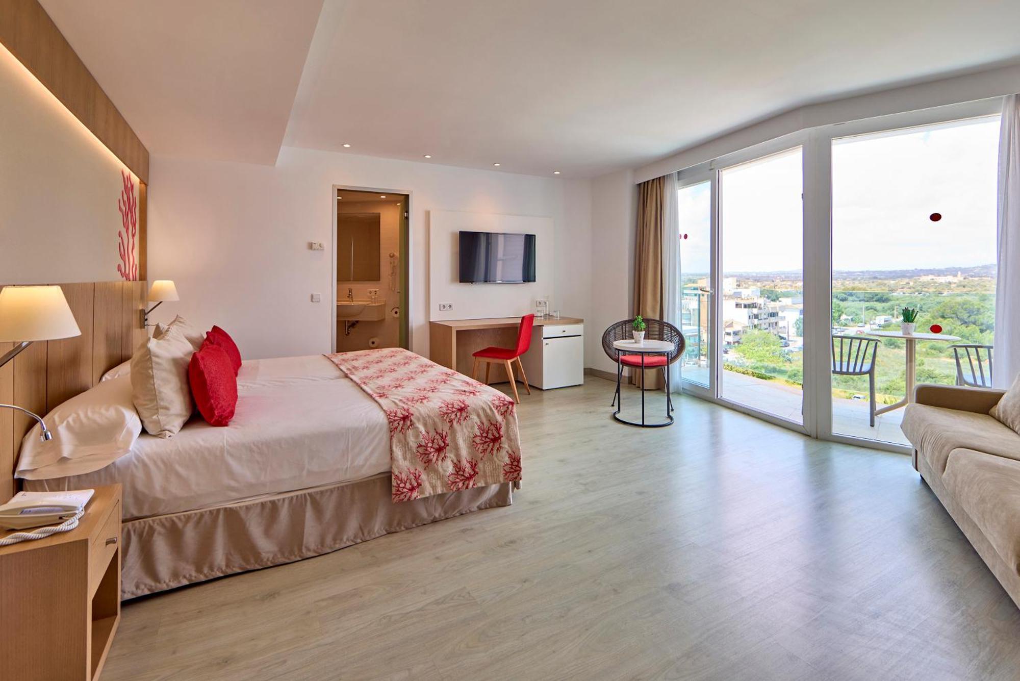 Universal Perla Hotel 4*
