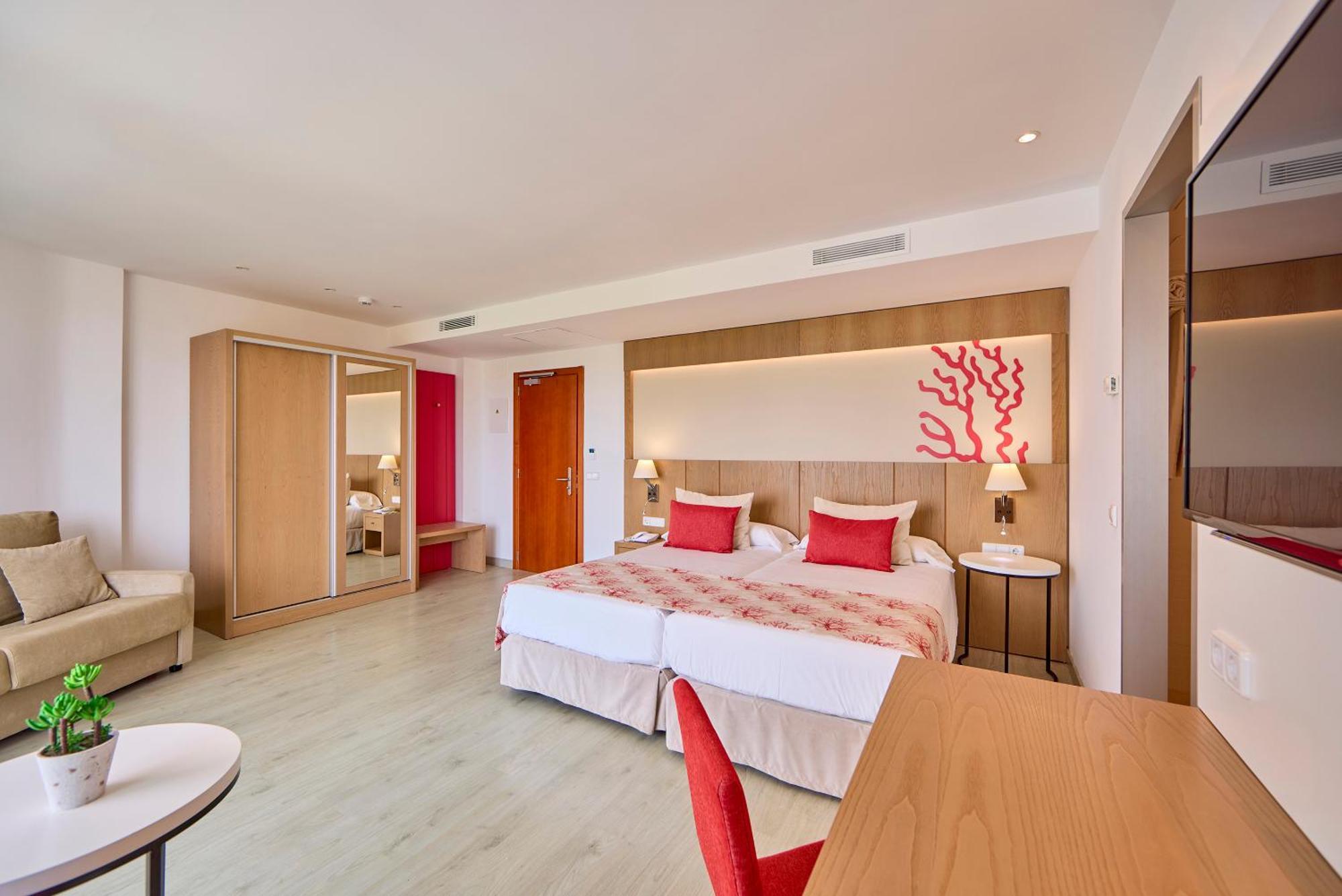 Universal Perla Hotel S'Illot (Mallorca)